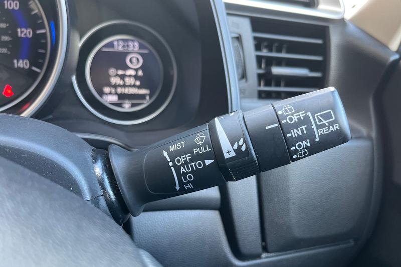 Used Honda Jazz 2017 for sale - 77393905: Photo 15