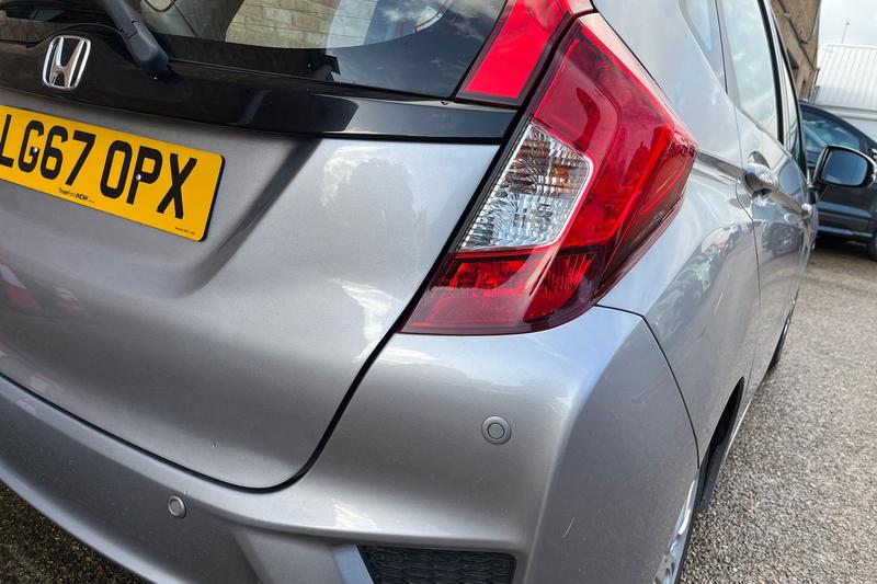 Used Honda Jazz 2017 for sale - 77393905: Photo 33