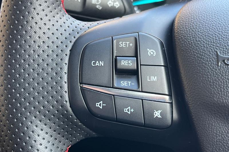 Used Ford Fiesta 2022 for sale - 76298970: Photo 34