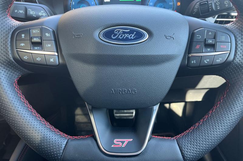 Used Ford Focus 2024 for sale - 78028633: Photo 12