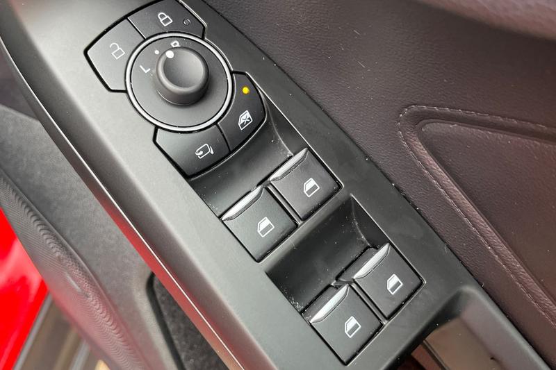 Used Ford Focus 2023 for sale - 78117242: Photo 16