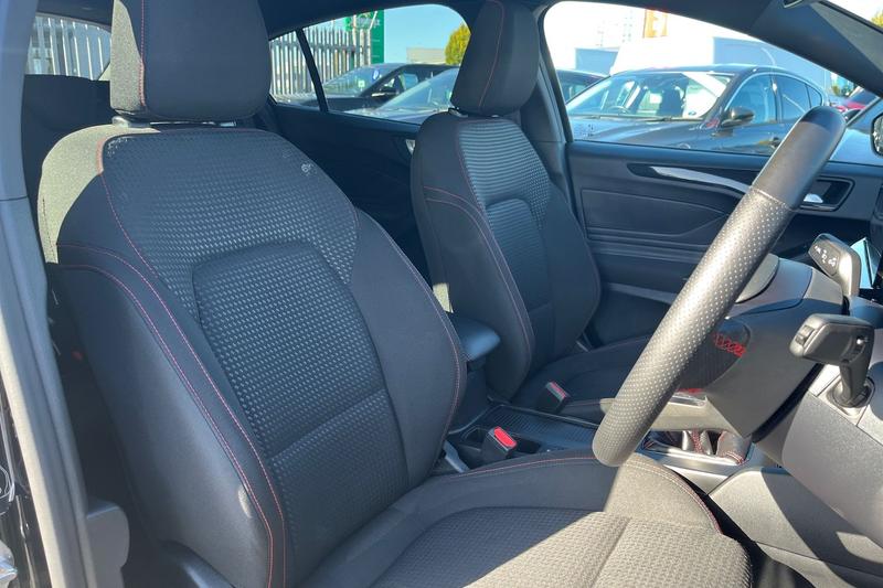 Used Ford Focus 2024 for sale - 76184559: Photo 17