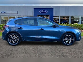 Used Ford Focus 2022 for sale - 76196567: Photo 3