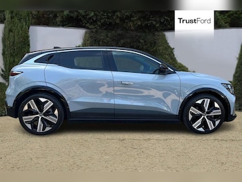 Used Renault Megane E Tech 2023 for sale - 79534287: Photo