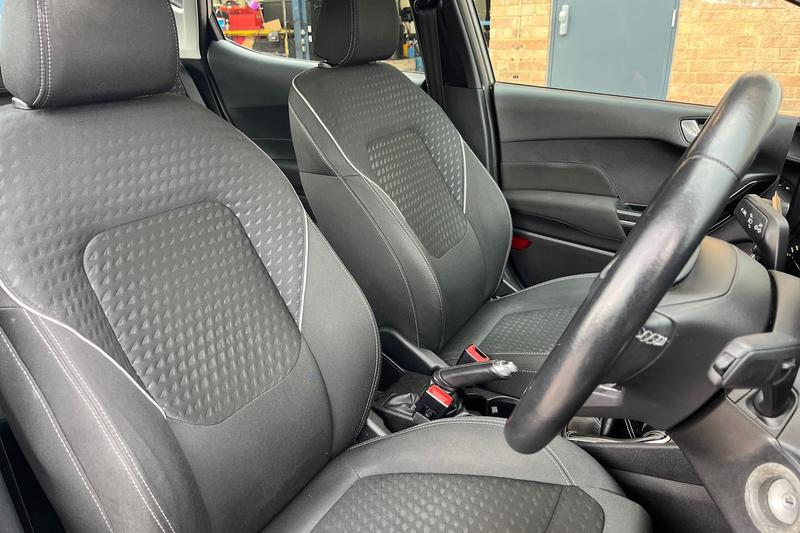 Used Ford Fiesta 2017 for sale - 76162079: Photo 17