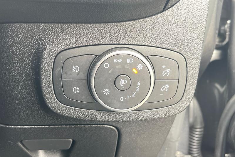 Used Ford Fiesta 2017 for sale - 76162079: Photo 24