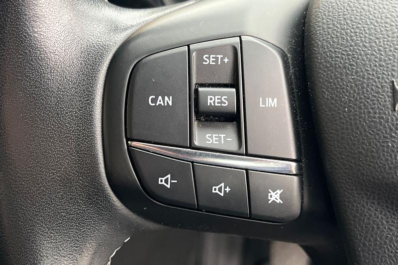 Used Ford Fiesta 2017 for sale - 76162079: Photo 35