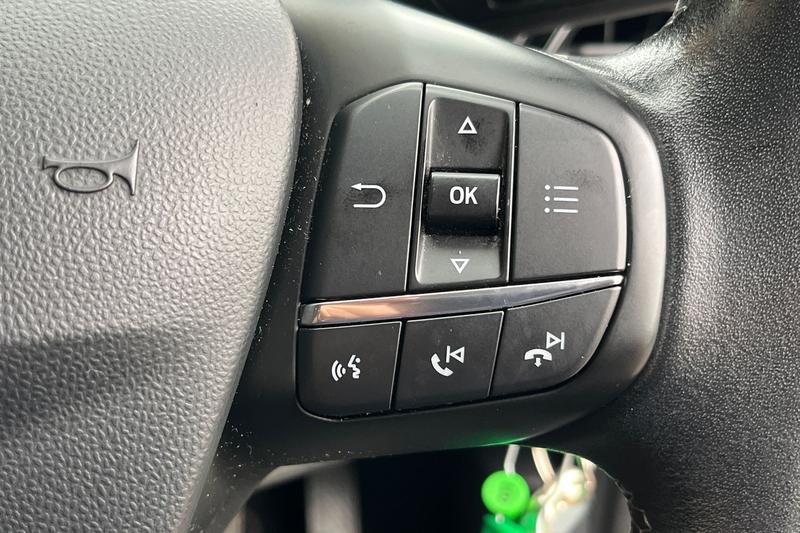 Used Ford Fiesta 2017 for sale - 76162079: Photo 36