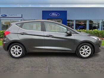 Used Ford Fiesta 2017 for sale - 76162079: Photo 3