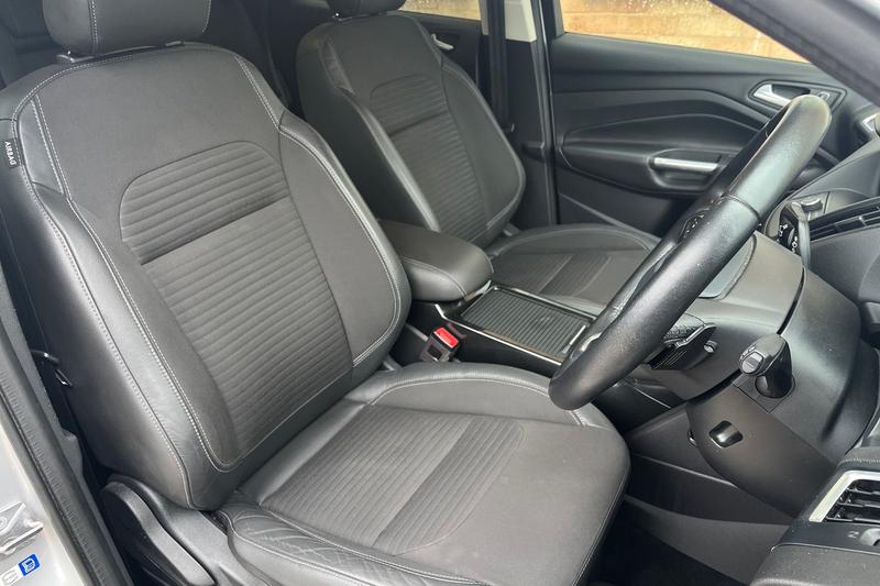 Used Ford Kuga 2017 for sale - 77539239: Photo 17