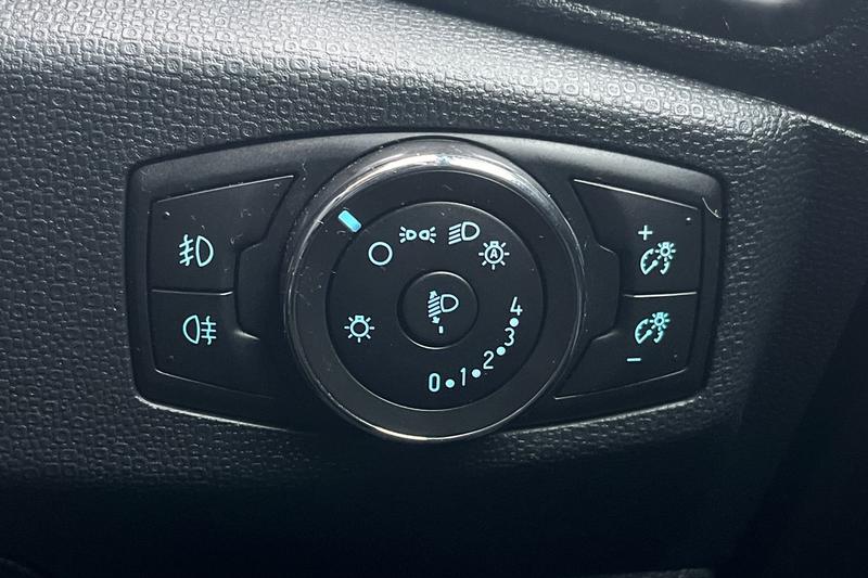 Used Ford Ecosport 2020 for sale - 77427244: Photo 32