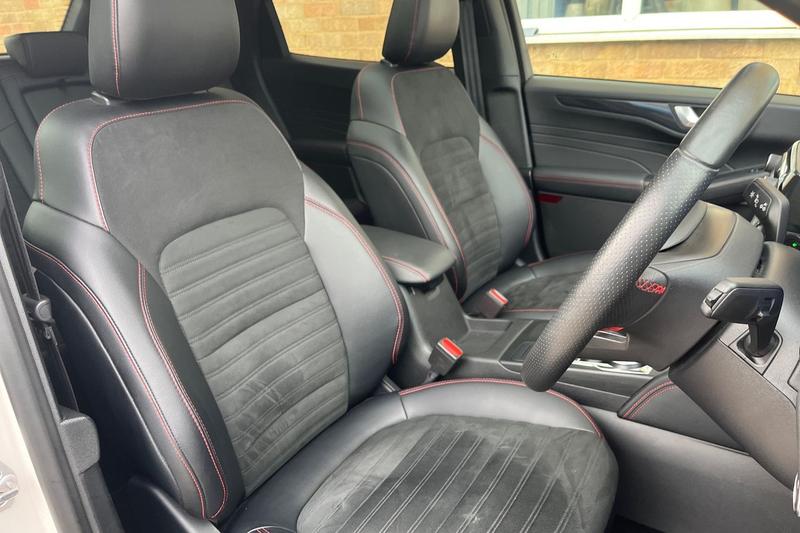 Used Ford Kuga 2021 for sale - 76882659: Photo 17