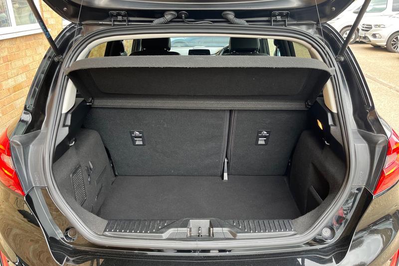 Used Ford Fiesta 2018 for sale - 78109355: Photo 21