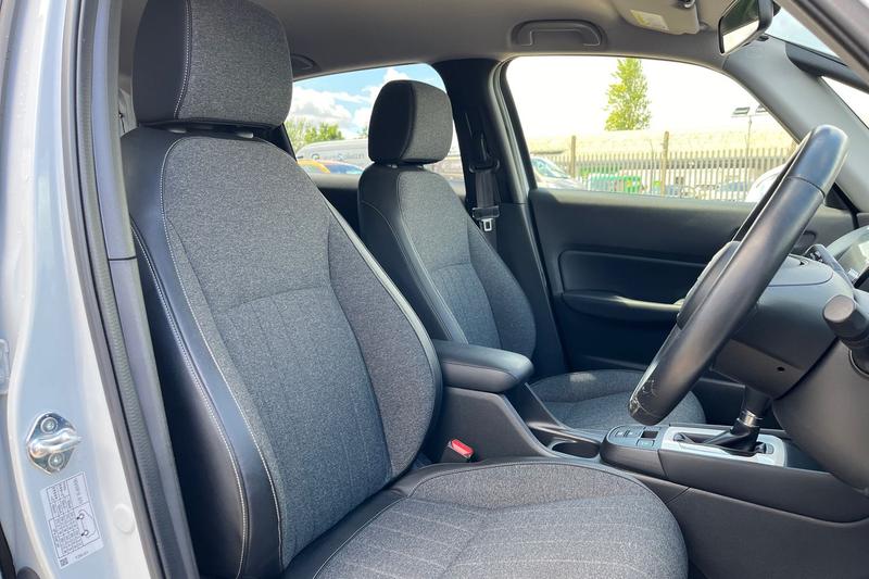 Used Honda Jazz 2020 for sale - 76205693: Photo 17