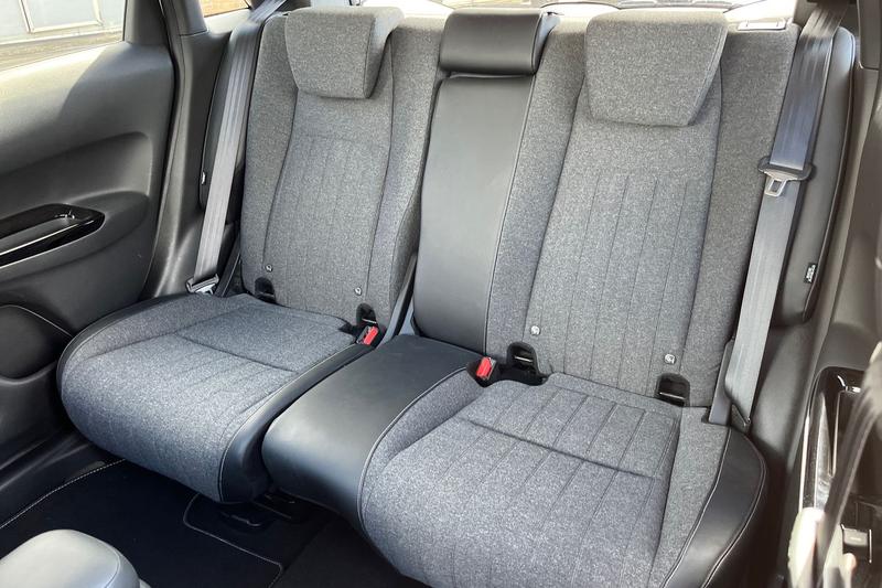 Used Honda Jazz 2020 for sale - 76205693: Photo 20