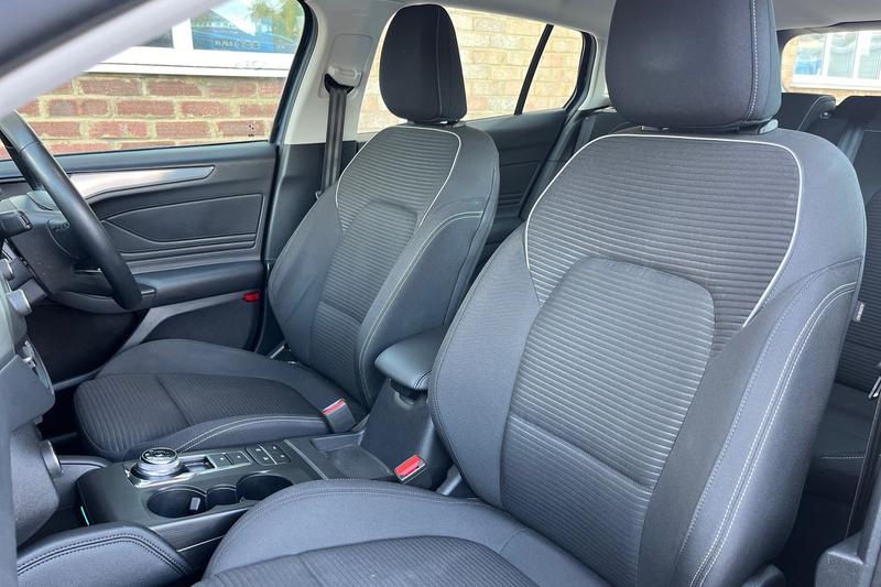 Used Ford Focus 2020 for sale - 75982605: Photo 19