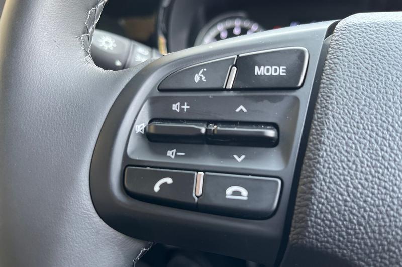 Used Hyundai i10 2022 for sale - 75982577: Photo 34