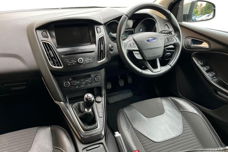 Used Ford Focus 2016 for sale - 76971885: Photo 11