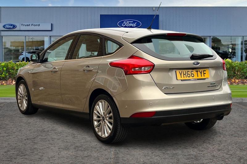 Used Ford Focus 2016 for sale - 76971885: Photo 2