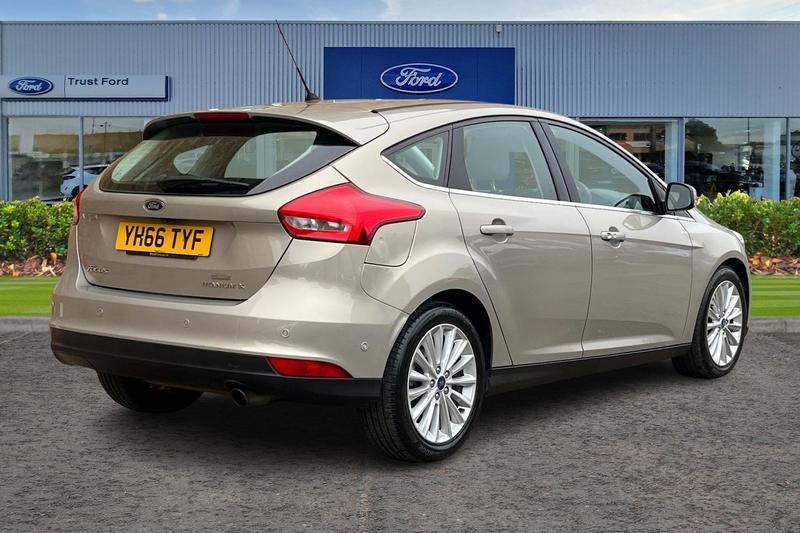 Used Ford Focus 2016 for sale - 76971885: Photo 4