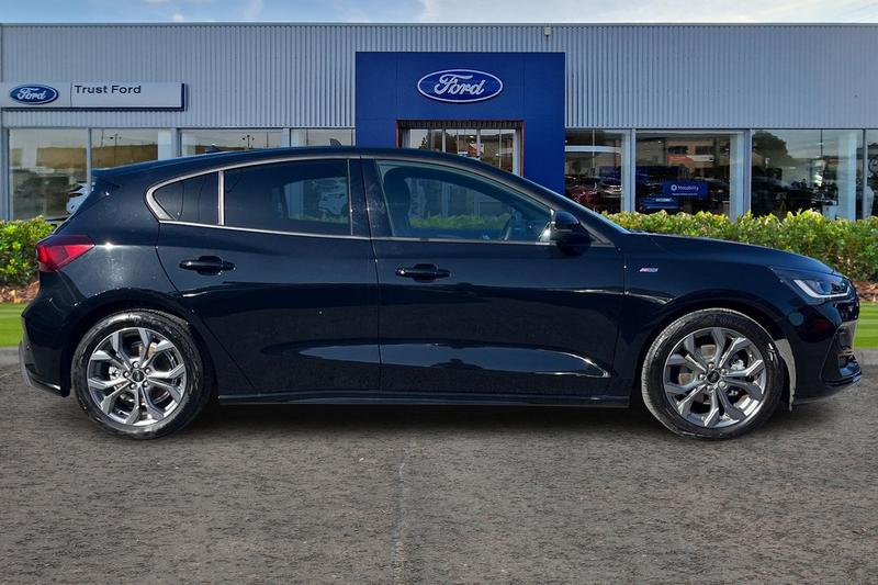 Used Ford Focus 2024 for sale - 76616216: Photo 3