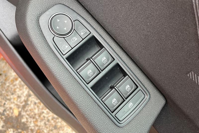 Used Renault Clio 2024 for sale - 75997367: Photo 16