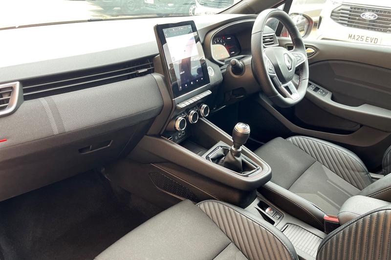 Used Renault Clio 2024 for sale - 75997367: Photo 18