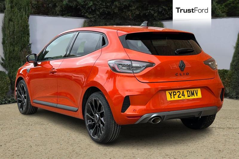 Used Renault Clio 2024 for sale - 75997367: Photo 2