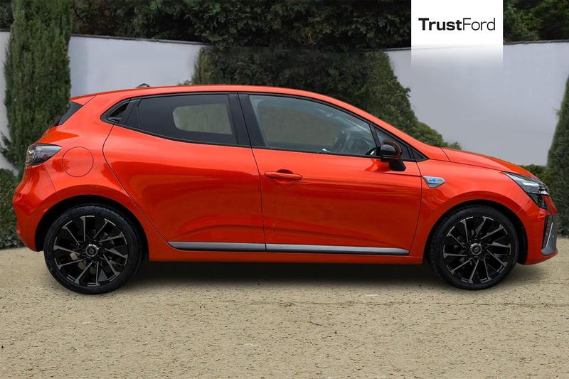 Used Renault Clio 2024 for sale - 75997367: Photo 3