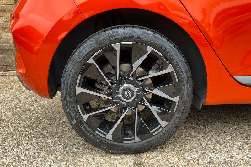 Used Renault Clio 2024 for sale - 75997367: Photo 8