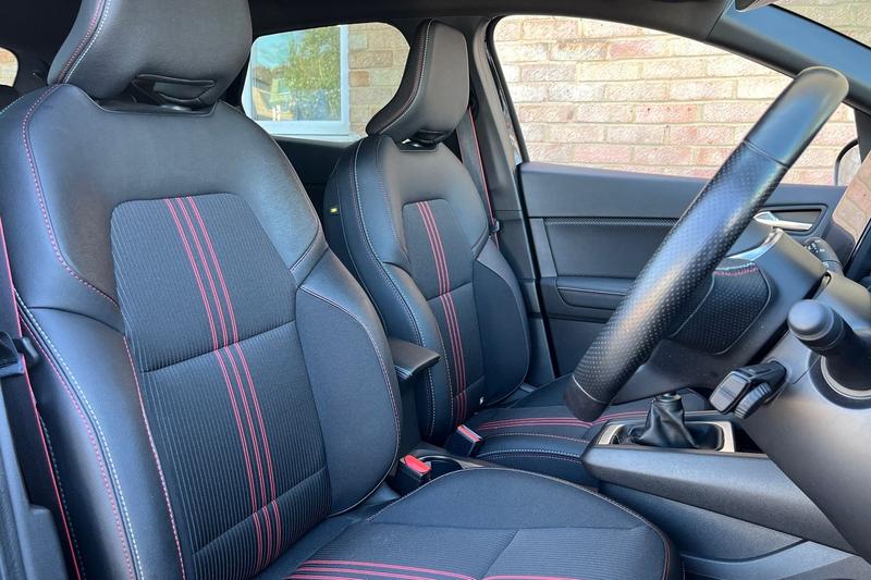 Used Renault Captur 2022 for sale - 76036237: Photo 17