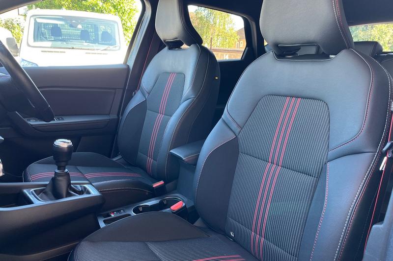 Used Renault Captur 2022 for sale - 76036237: Photo 19