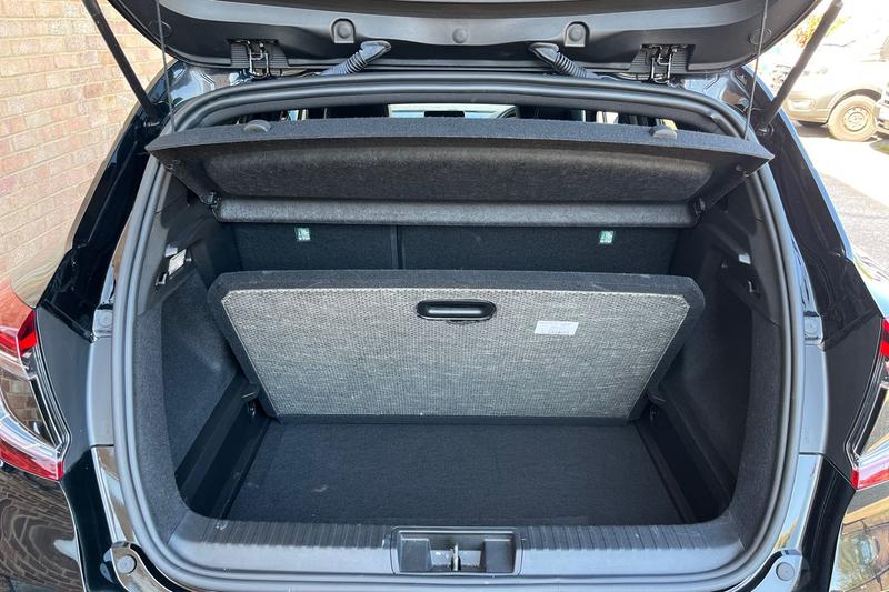 Used Renault Captur 2022 for sale - 76036237: Photo 23