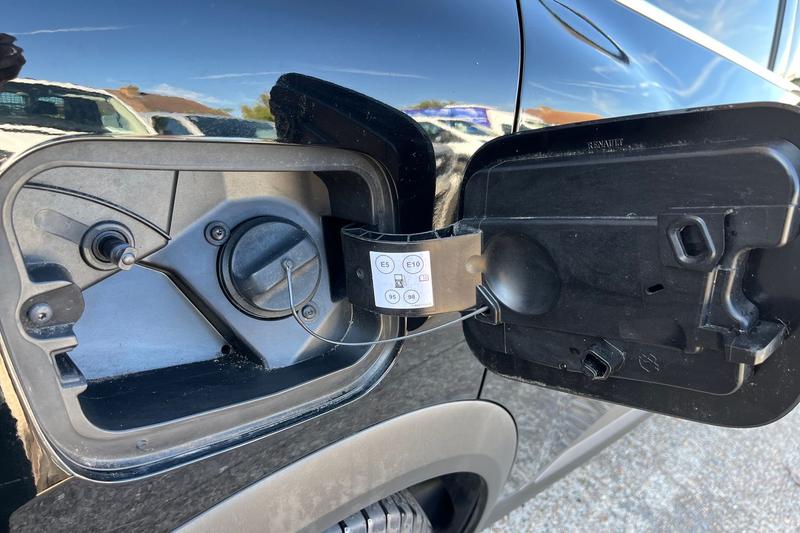 Used Renault Captur 2022 for sale - 76036237: Photo 35