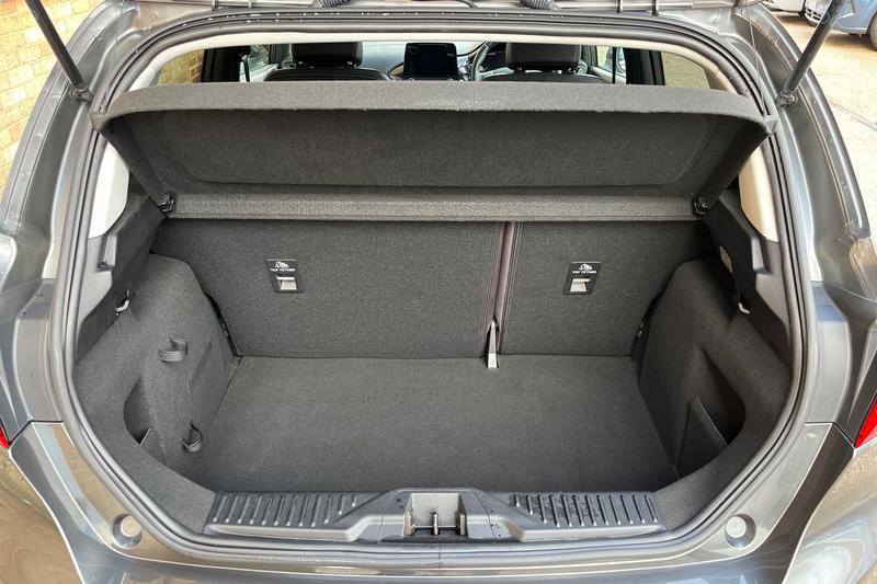 Used Ford Fiesta 2018 for sale - 77739292: Photo 21