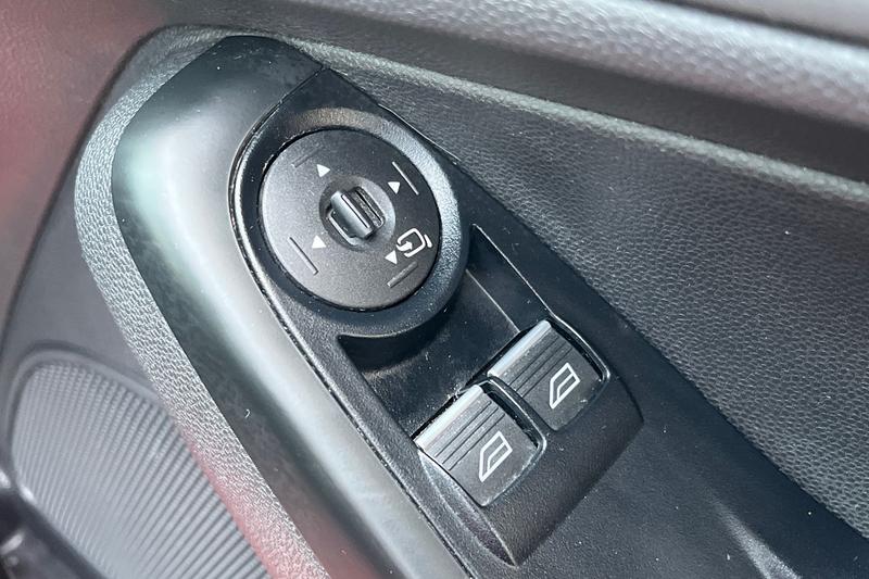 Used Ford Fiesta 2017 for sale - 77785378: Photo 16