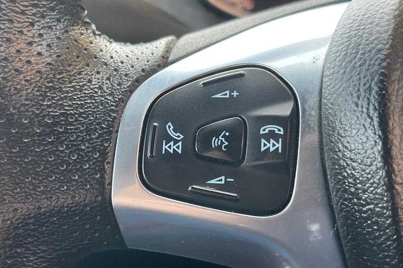 Used Ford Fiesta 2017 for sale - 77785378: Photo 30