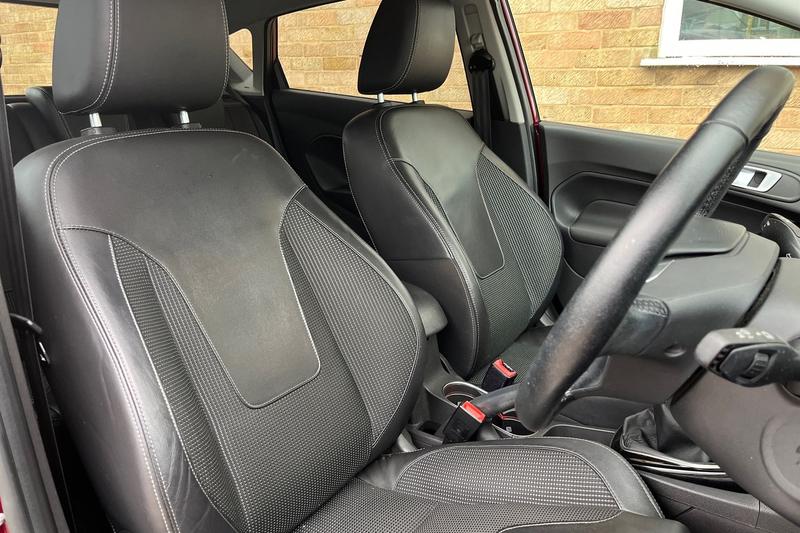 Used Ford Fiesta 2015 for sale - 77248676: Photo 17