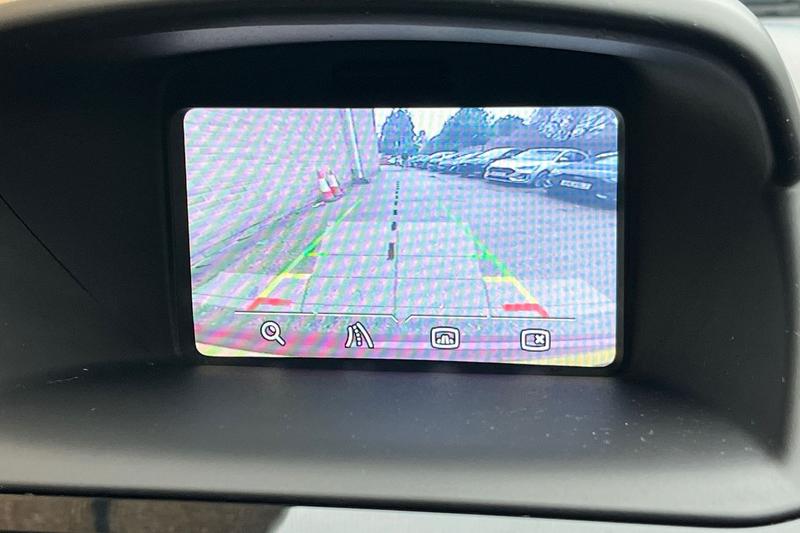 Used Ford Fiesta 2015 for sale - 77248676: Photo 28