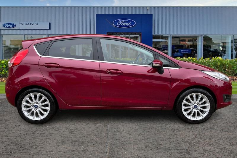 Used Ford Fiesta 2015 for sale - 77248676: Photo 3