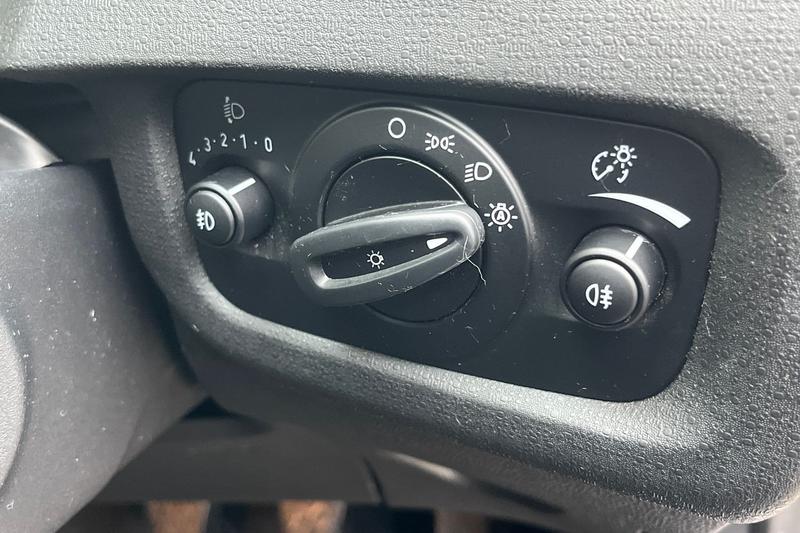 Used Ford Fiesta 2015 for sale - 77248676: Photo 34