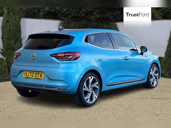 Used Renault Clio 2022 for sale - 76738992: Photo
