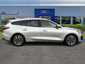 Used Ford Focus 2023 for sale - 78255576: Photo