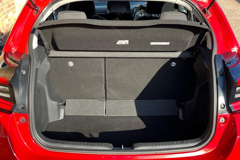 Used Toyota Yaris 2022 for sale - 77763495: Photo 21