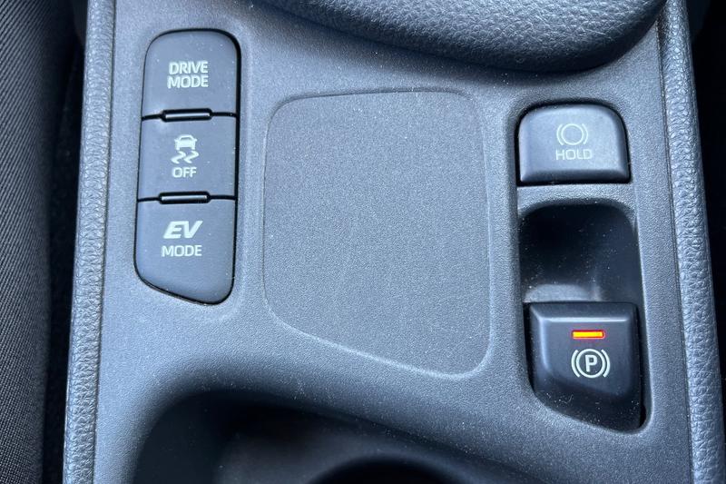 Used Toyota Yaris 2022 for sale - 77763495: Photo 31