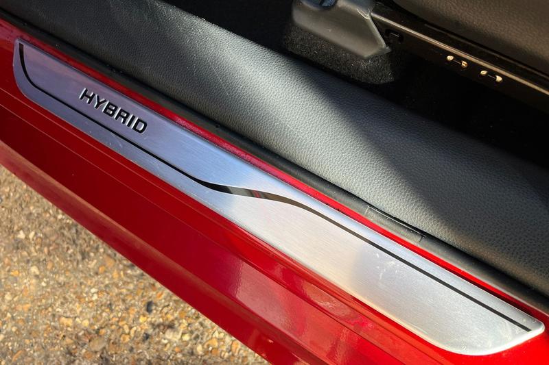 Used Toyota Yaris 2022 for sale - 77763495: Photo 38