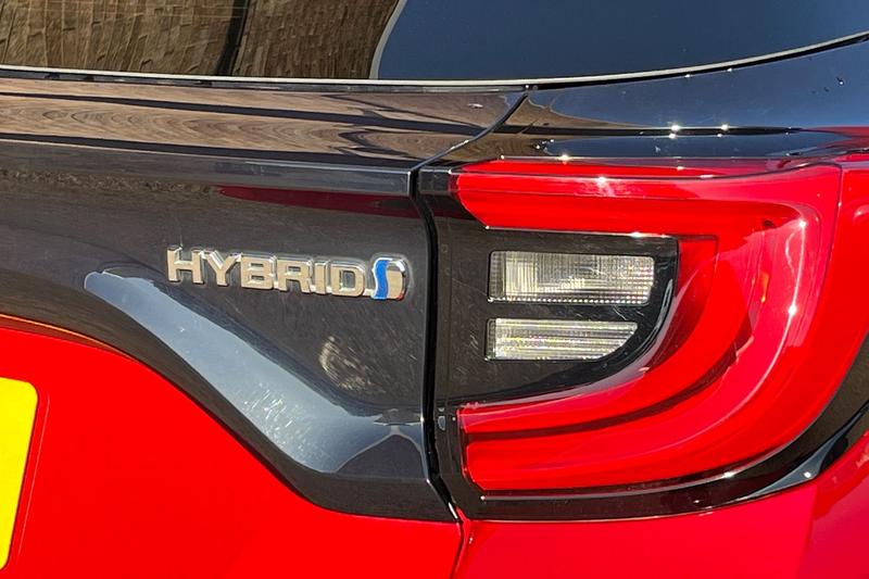 Used Toyota Yaris 2022 for sale - 77763495: Photo 39