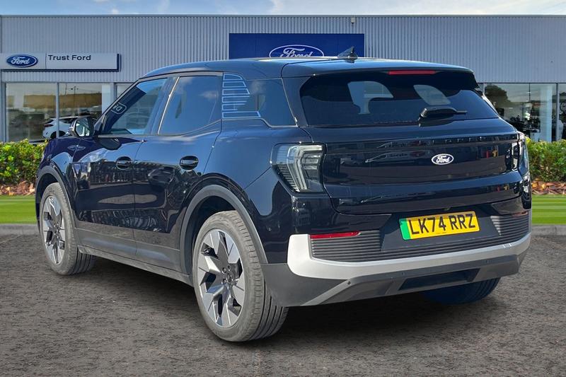 Used Ford Explorer 2024 for sale - 76631375: Photo 2