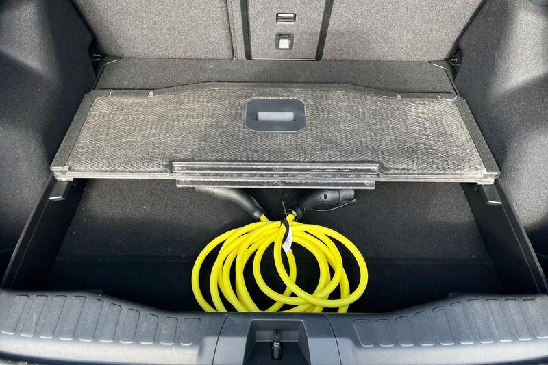 Used Ford Explorer 2024 for sale - 76631375: Photo 25