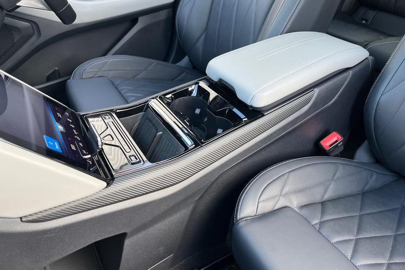 Used Ford Explorer 2024 for sale - 76631375: Photo 27